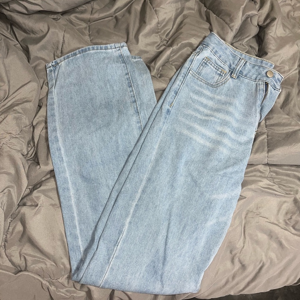 Light Wash High Waisted Straight Leg Jeans